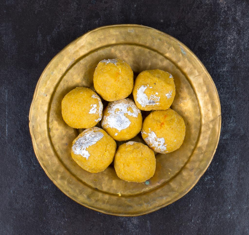 Besan Laddu